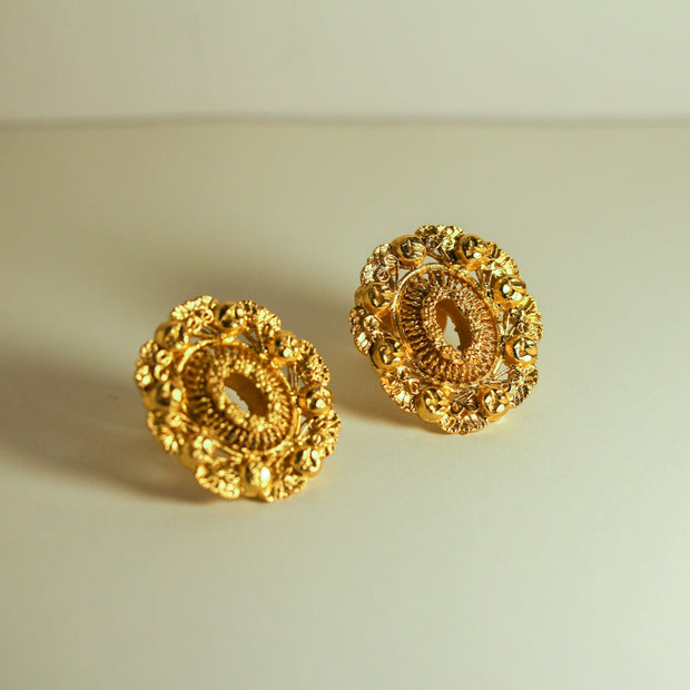 Relikaryo Earrings in Gold