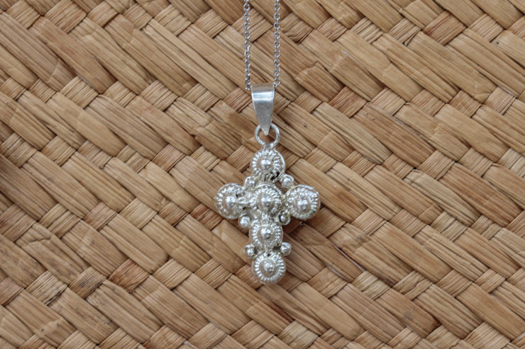 Cross Pendant Necklace Silver