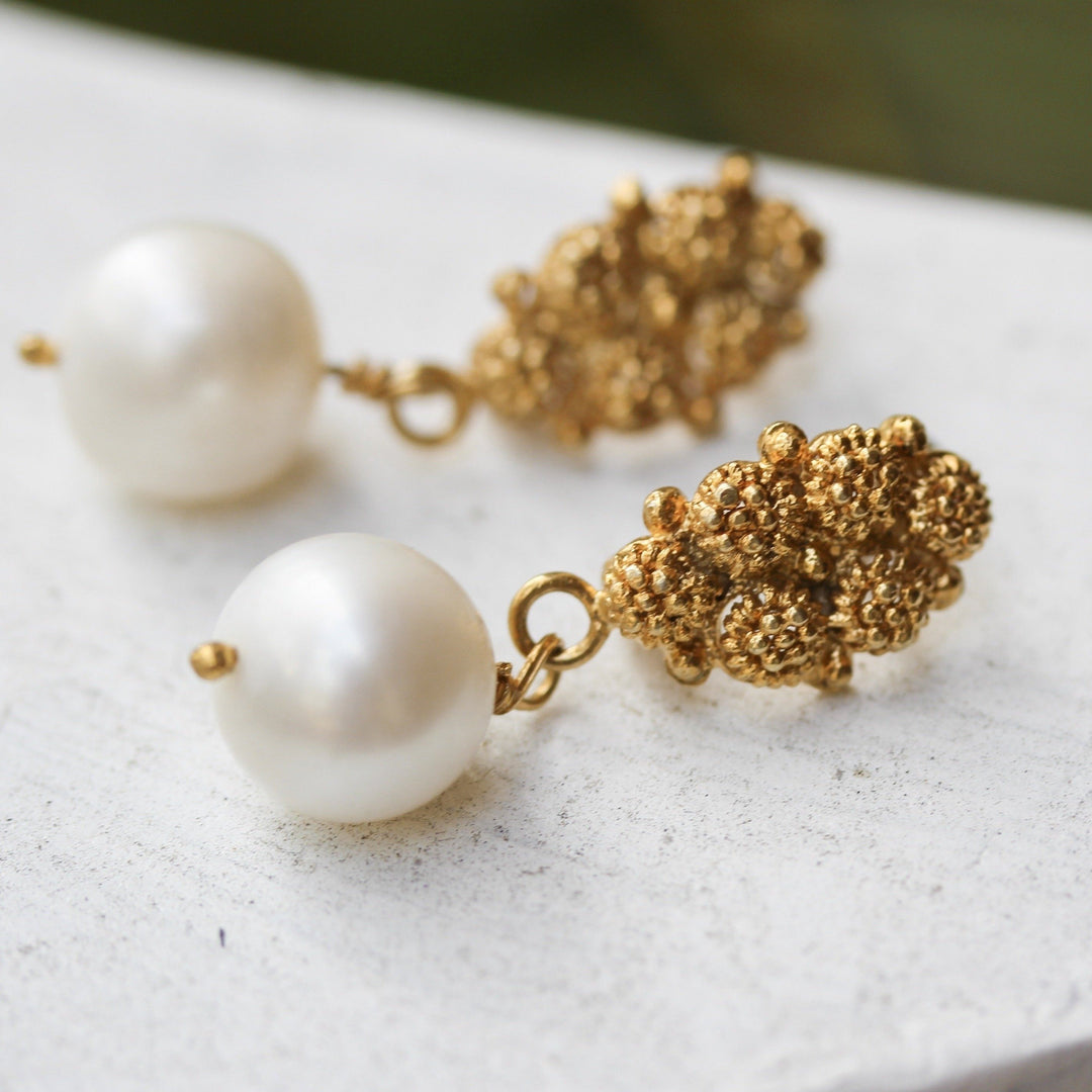 Estela Rosita Pearl Drops Large - Main Image