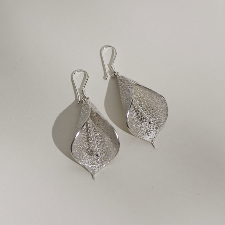 Silver Liryo Calla Lily Drop Earrings