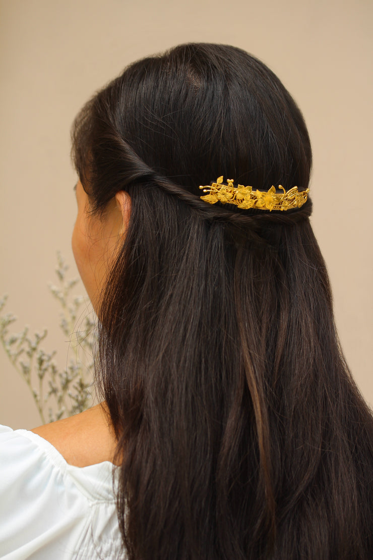 Gold Sampaguita Payneta Comb When Worn